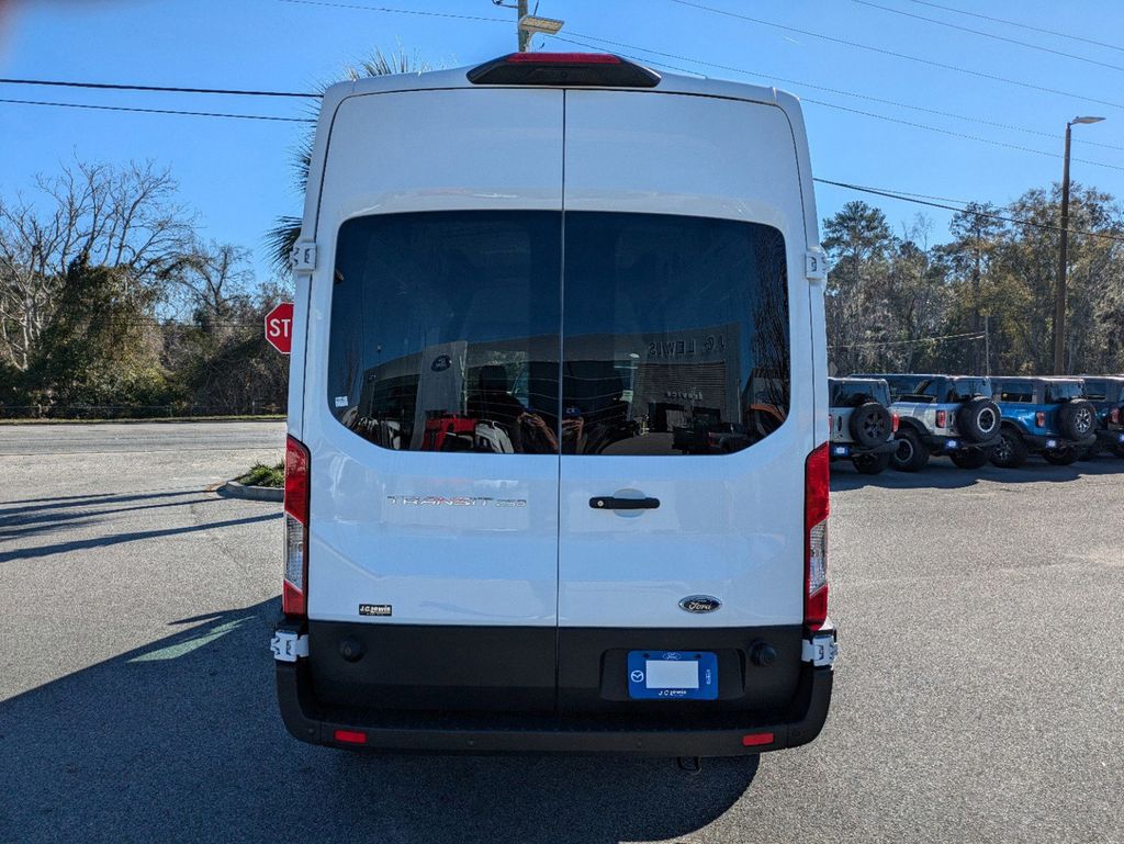 2024 Ford Transit 250