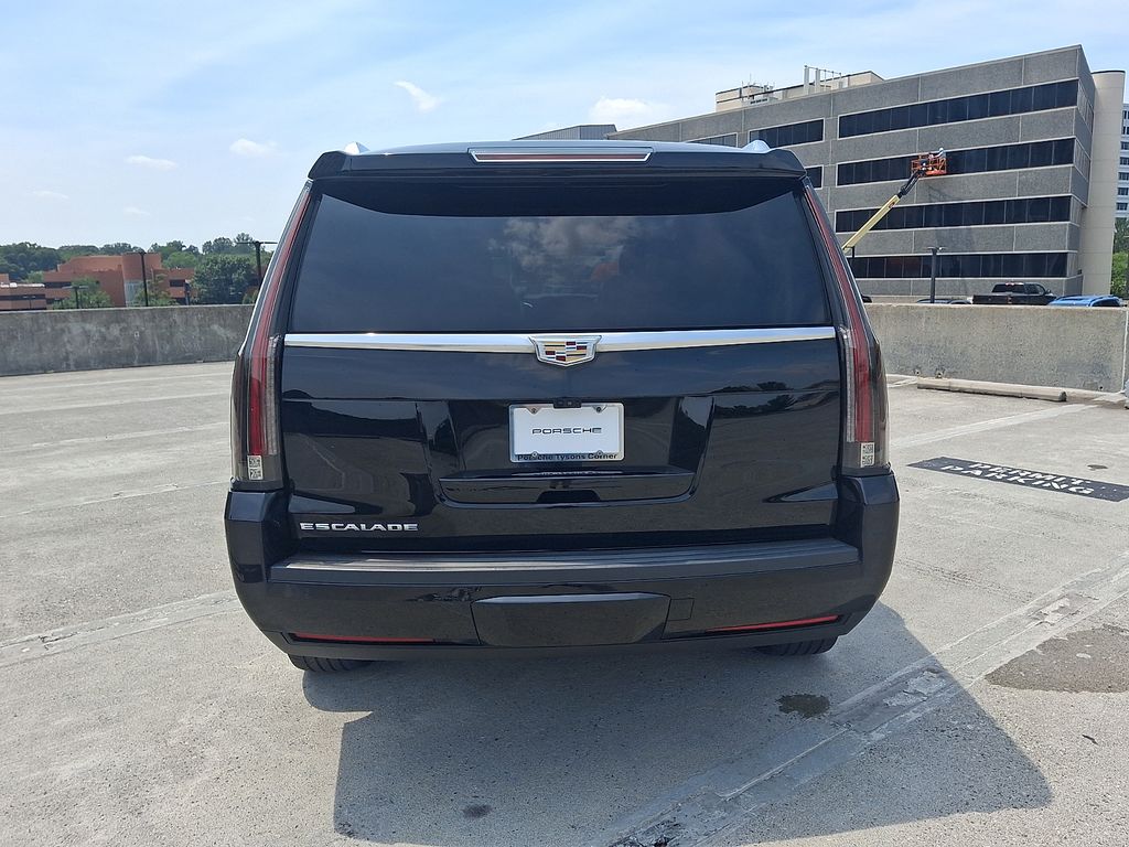 Thumbnail: 2018 Cadillac Escalade - 9