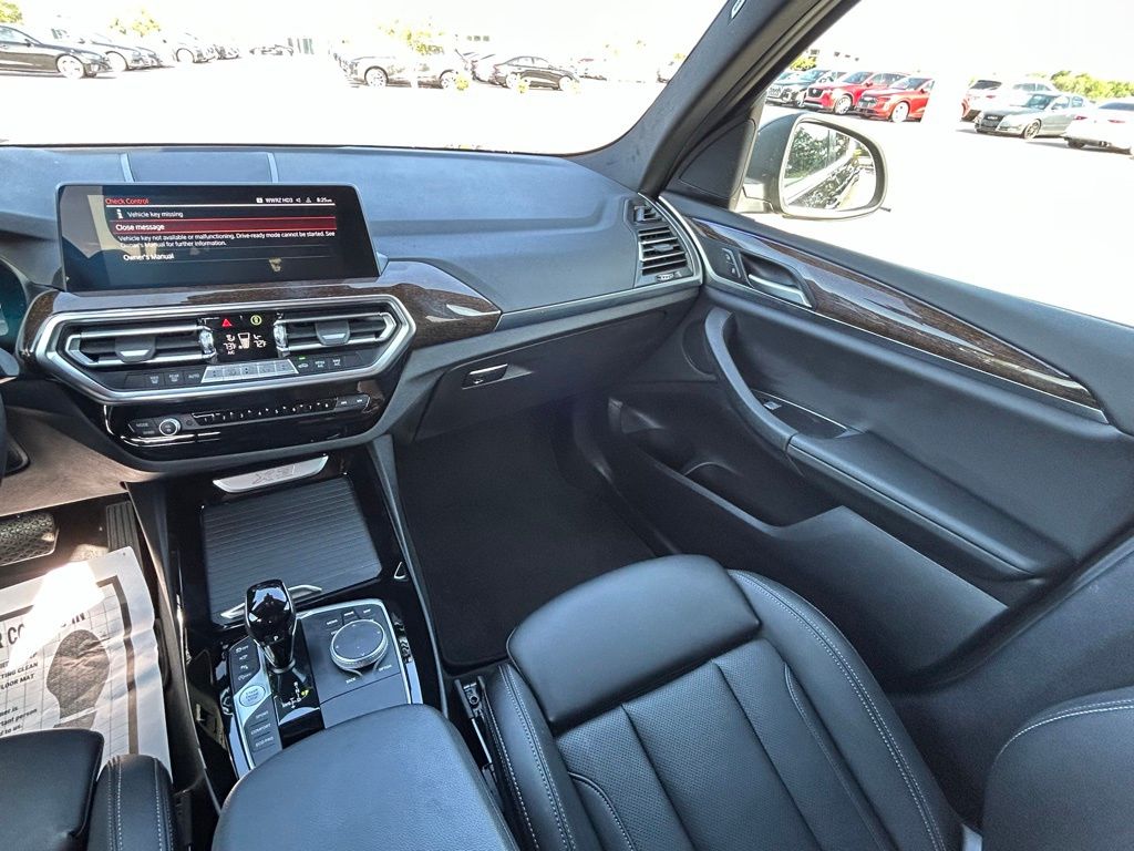 Used 2024 Dark Graphite Metallic BMW sDrive30i image 10