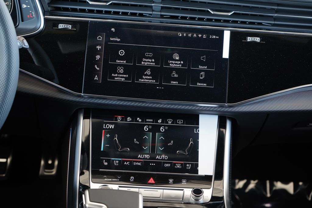 Thumbnail: 2026 Audi Q8 - 11