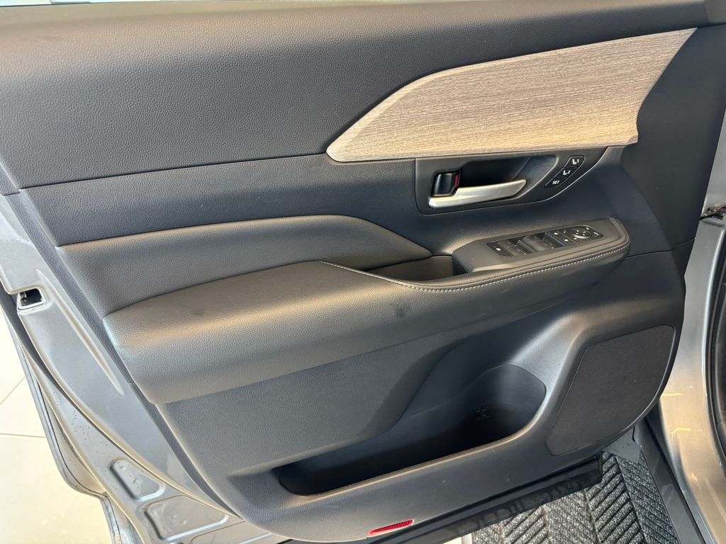 2025 Toyota Grand Highlander Limited