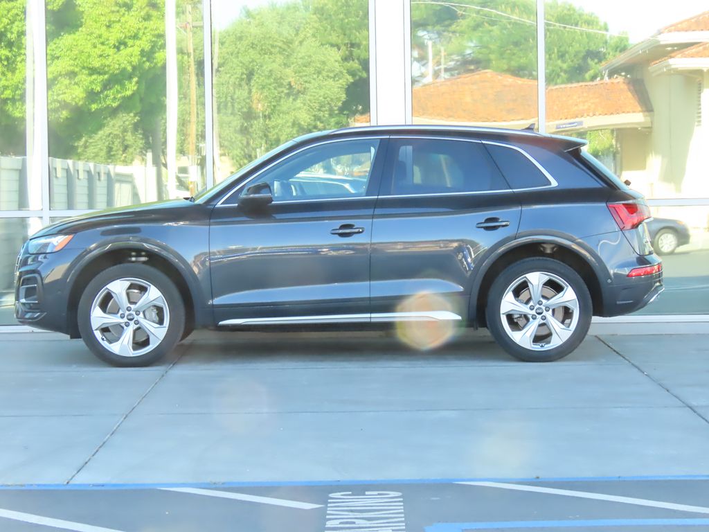 2021 Audi Q5 Prestige 2