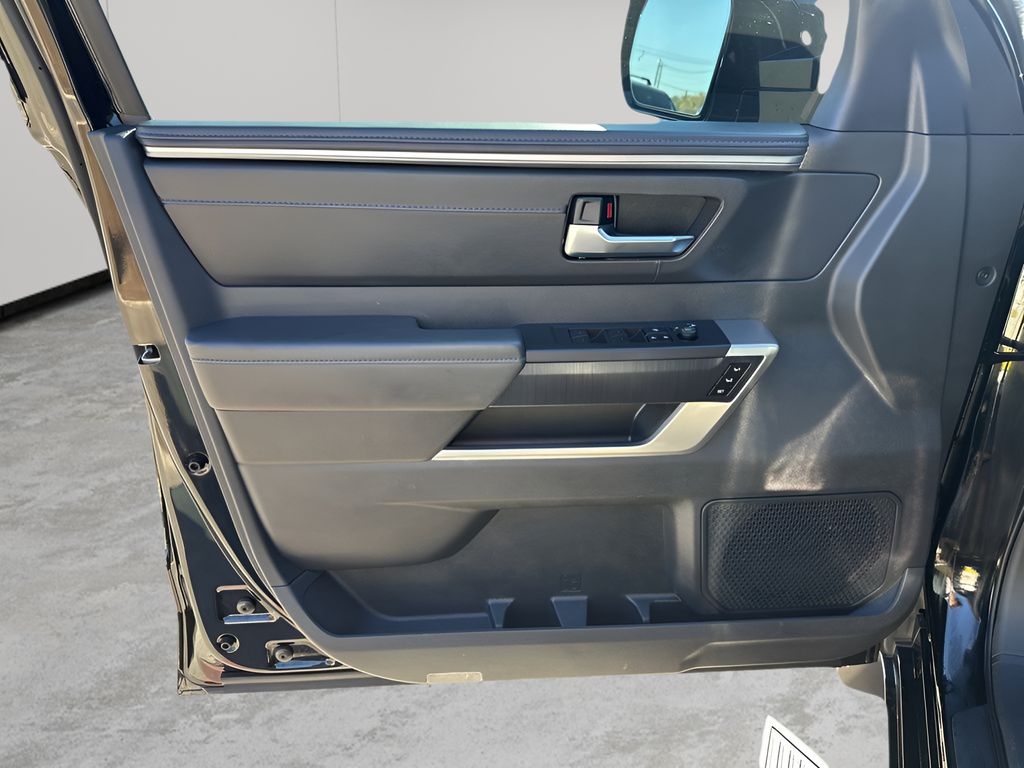 Used Car 2025 Toyota Tundra Hybrid  Platinum For Sale Under $60,000 In Austin, Texas