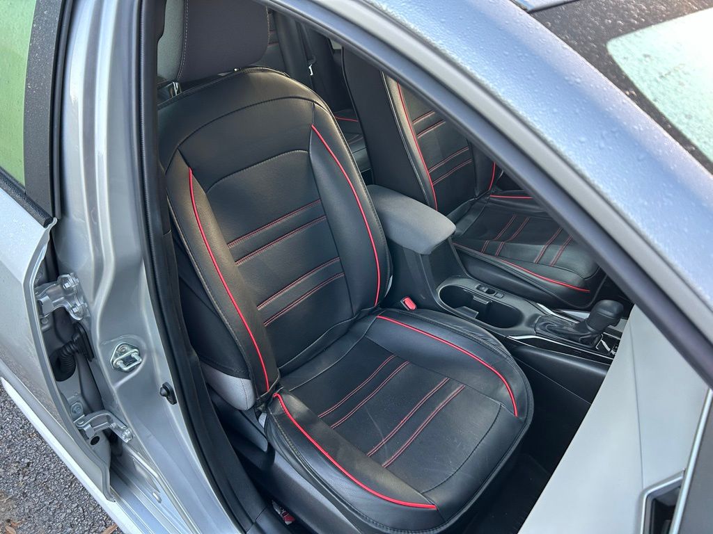 Thumbnail: 2025 Toyota Corolla - 15