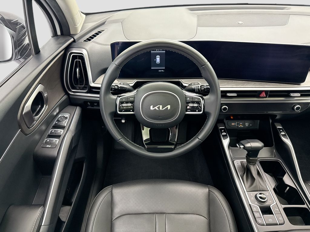 Thumbnail: 2024 Kia Sorento - 10