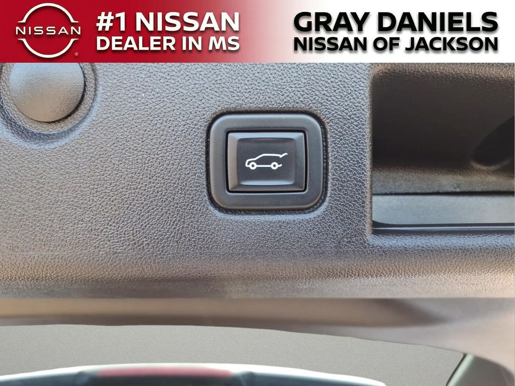Used 2023 Chevrolet Equinox SUV