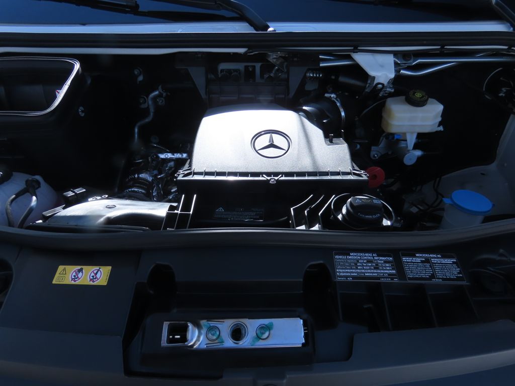 Thumbnail: 2025 Mercedes-Benz Sprinter - 27