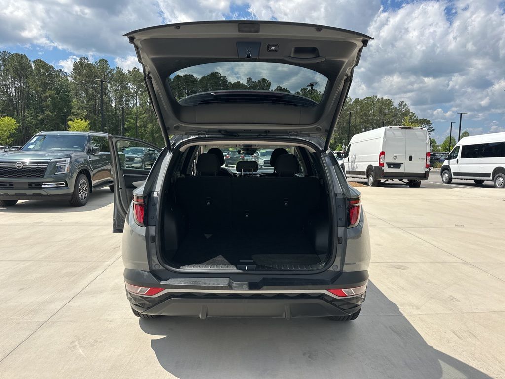 2024 Hampton Gray Hyundai Tucson SEL FWD SUV