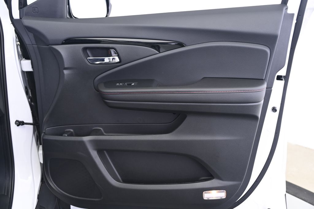 Thumbnail: 2024 Honda Ridgeline - 23