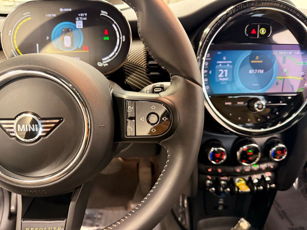 Thumbnail: 2023 MINI Cooper - 14