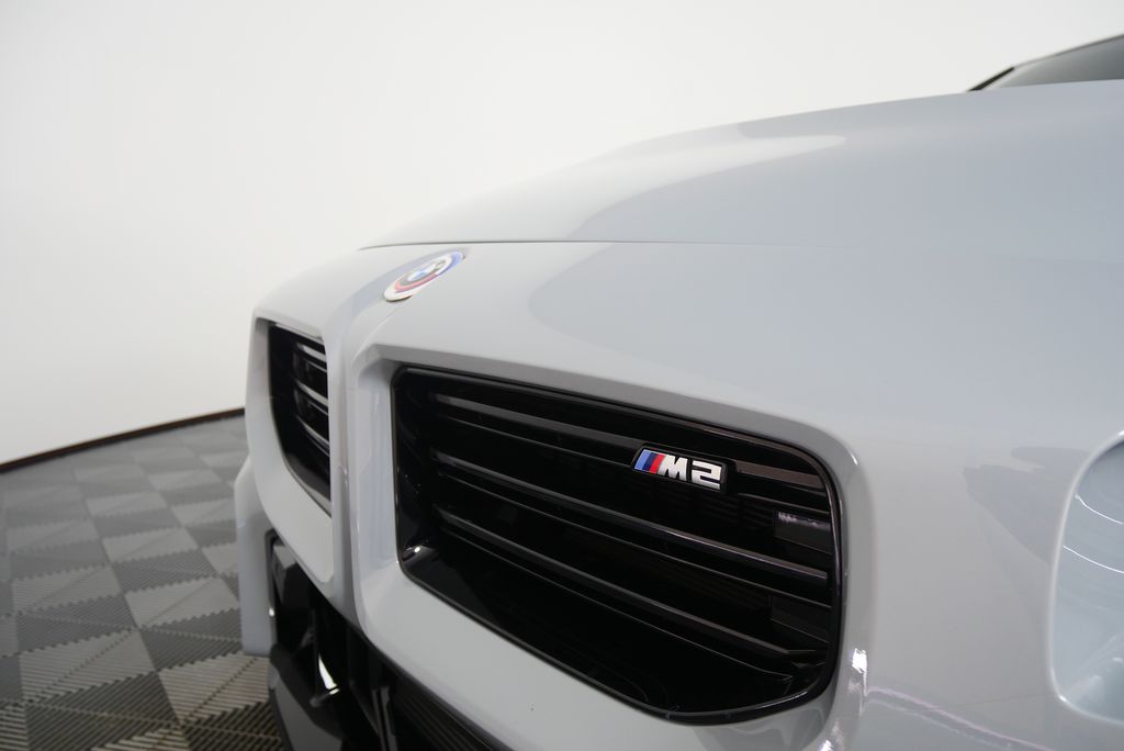 Thumbnail: 2023 BMW M2 - 10