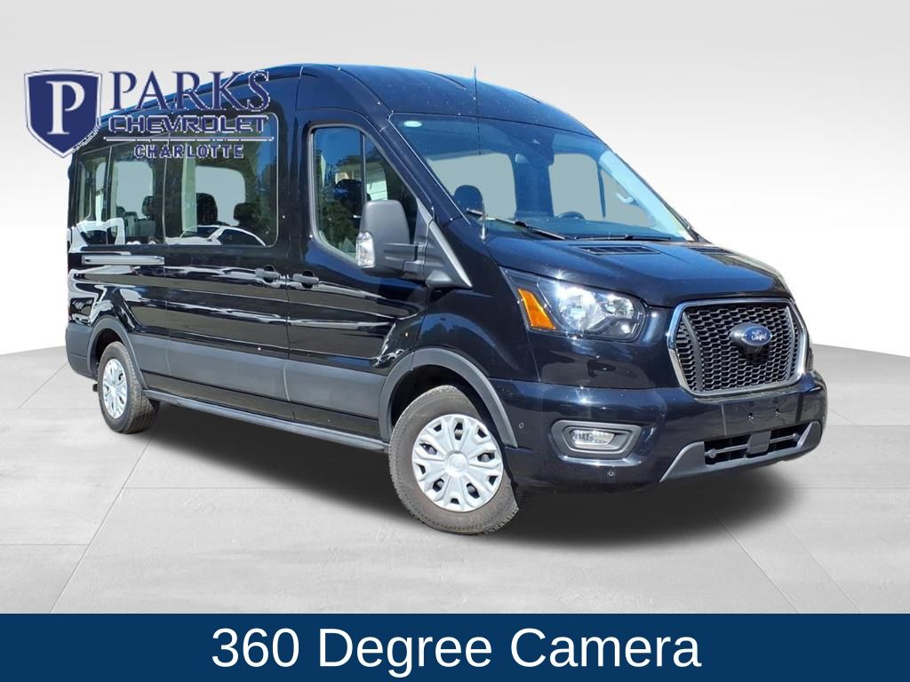 2023 Ford Transit Passenger 350 XLT Medium Roof LB RWD