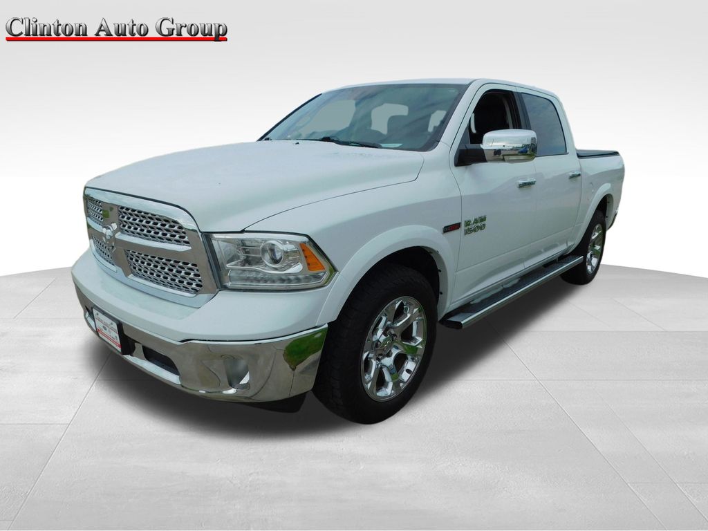 Bright White Clearcoat 2016 RAM 1500 Pickup Truck Four-Wheel Drive 8-Speed Automatic