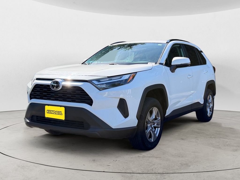 Pre-Owned 2022 Toyota RAV4 XLE AWD 4D Sport Utility