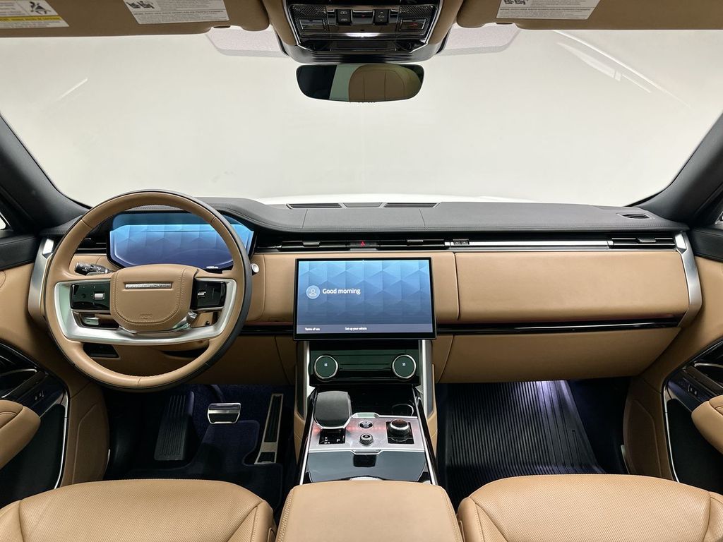 Thumbnail: 2023 Land Rover Range Rover - 21