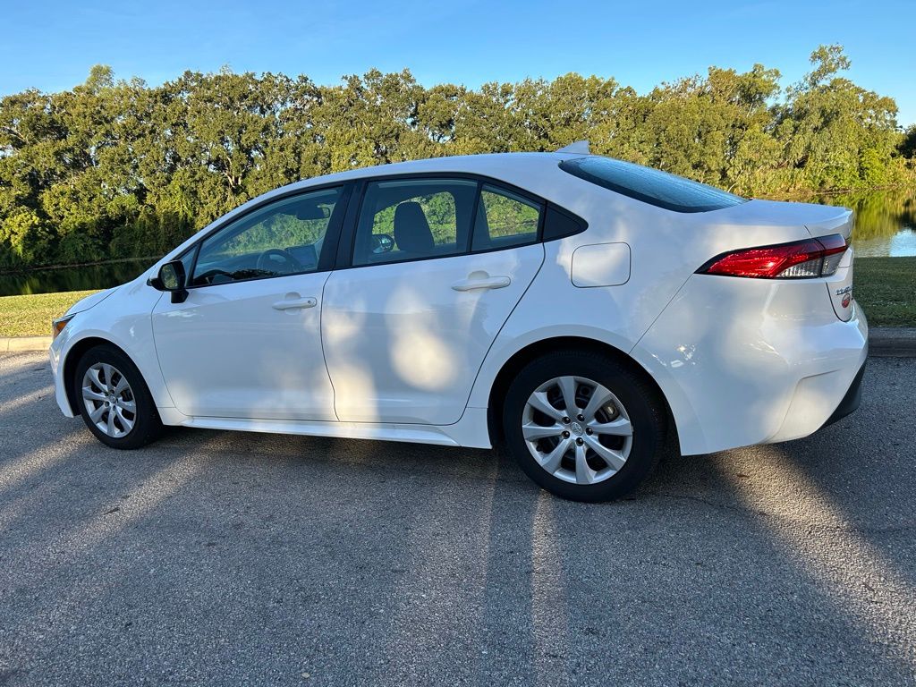 Thumbnail: 2024 Toyota Corolla - 3