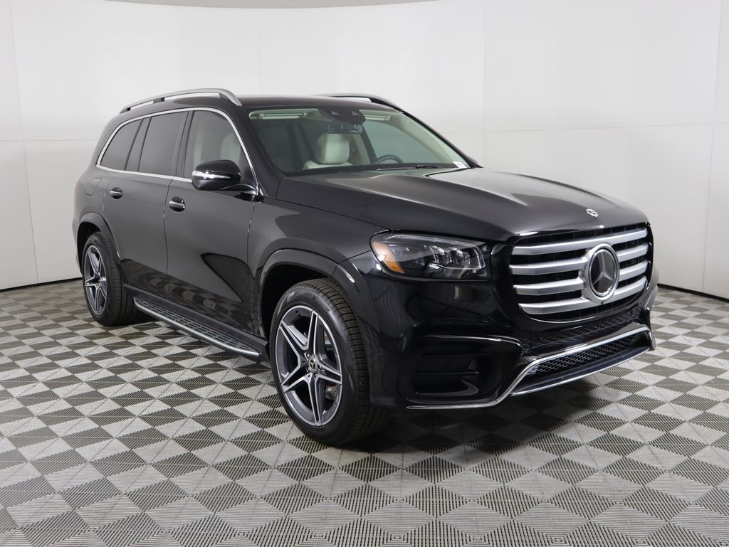 2025 Mercedes-Benz GLS 450 4MATIC 3