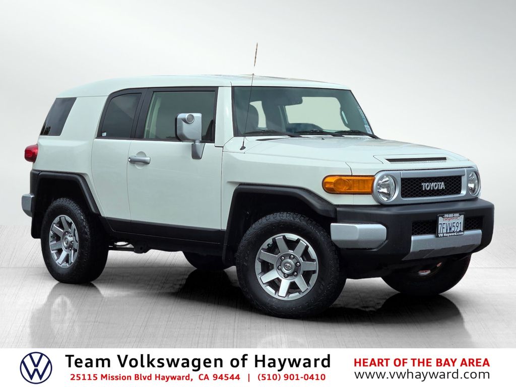 Iceberg 2014 Toyota FJ Cruiser 4WD SUV / Crossover Four-Wheel Drive 5-Speed Automatic