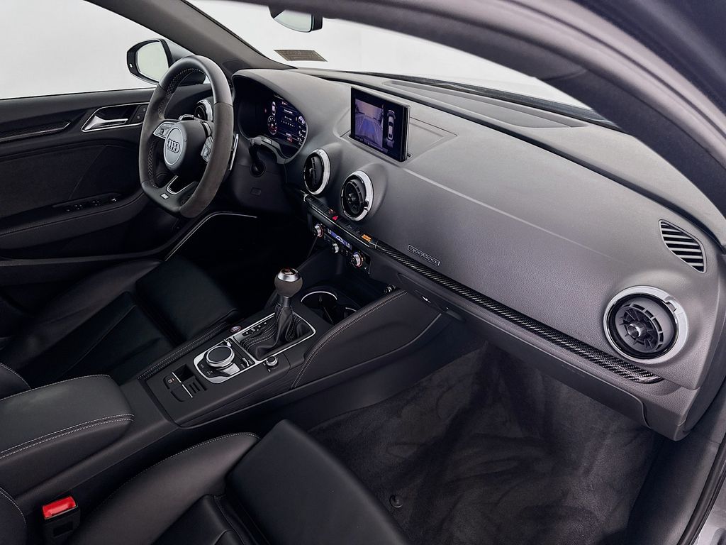 2018 Audi RS 3  30