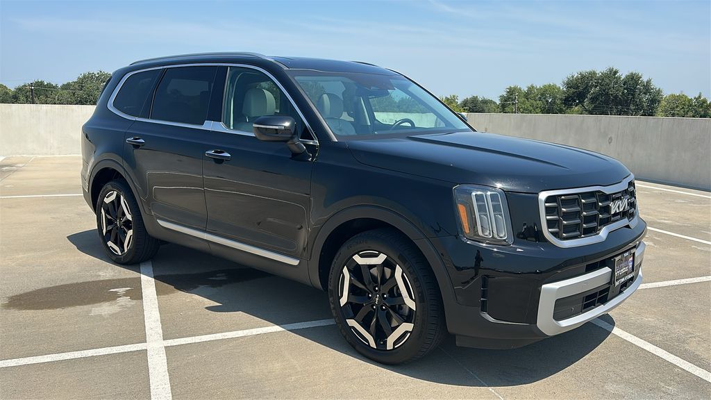 2025 Kia Telluride S Black at Baytown Hyundai