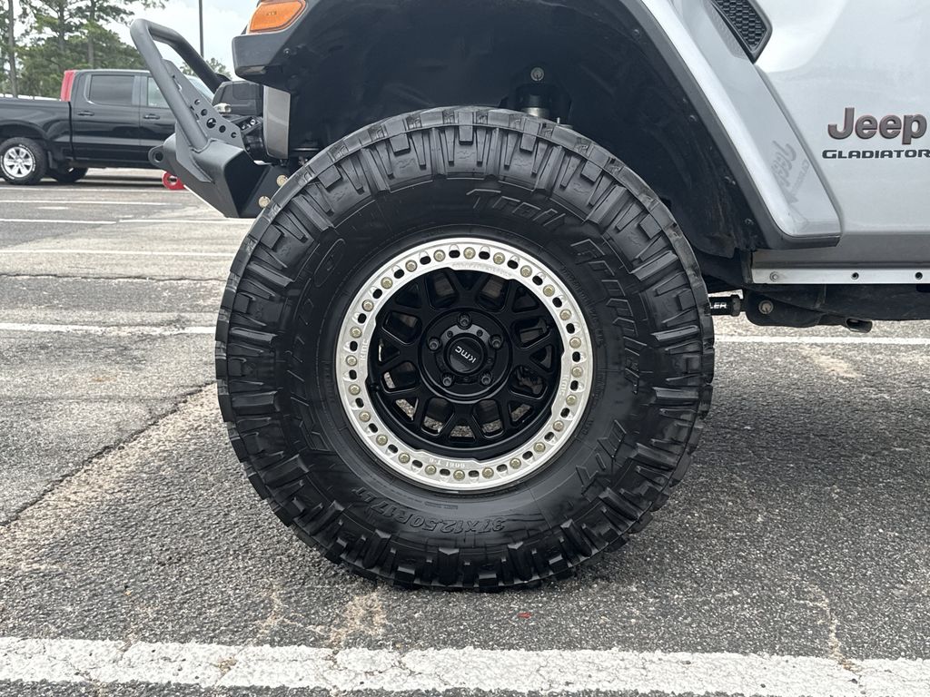 2021 Jeep Gladiator Rubicon Silver at Gullo Toyota