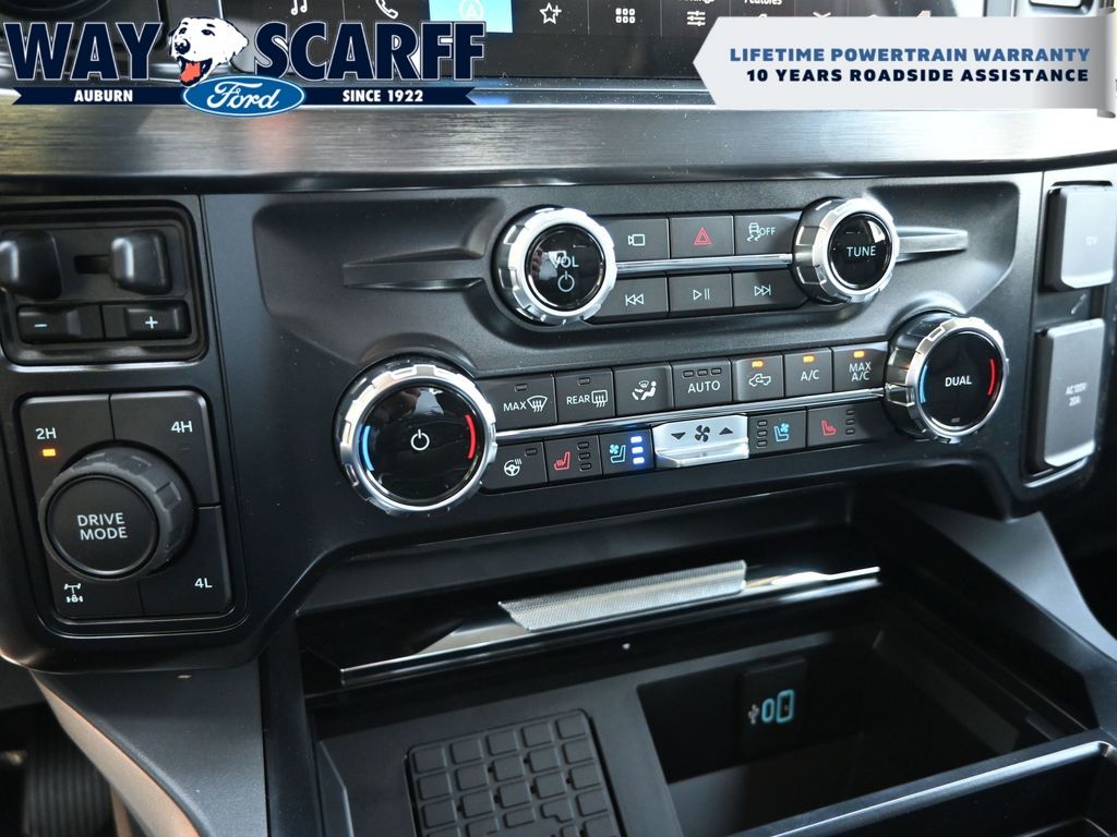 2025 Ford F-350 Super Duty Lariat