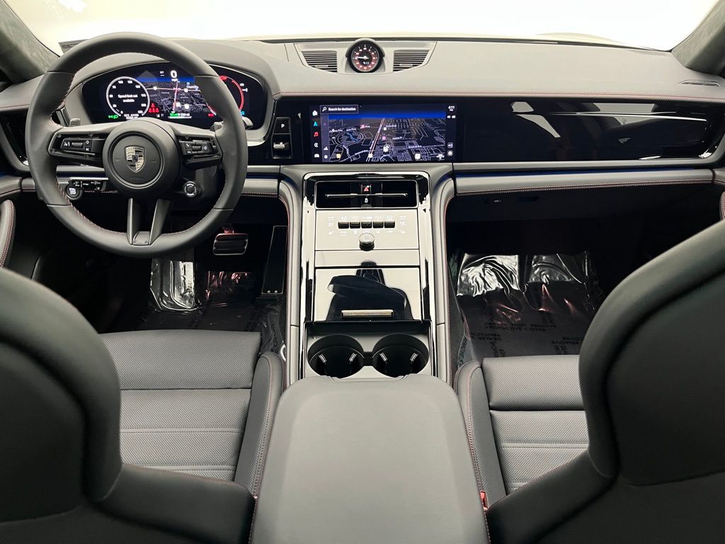 Thumbnail: 2025 Porsche Panamera - 28