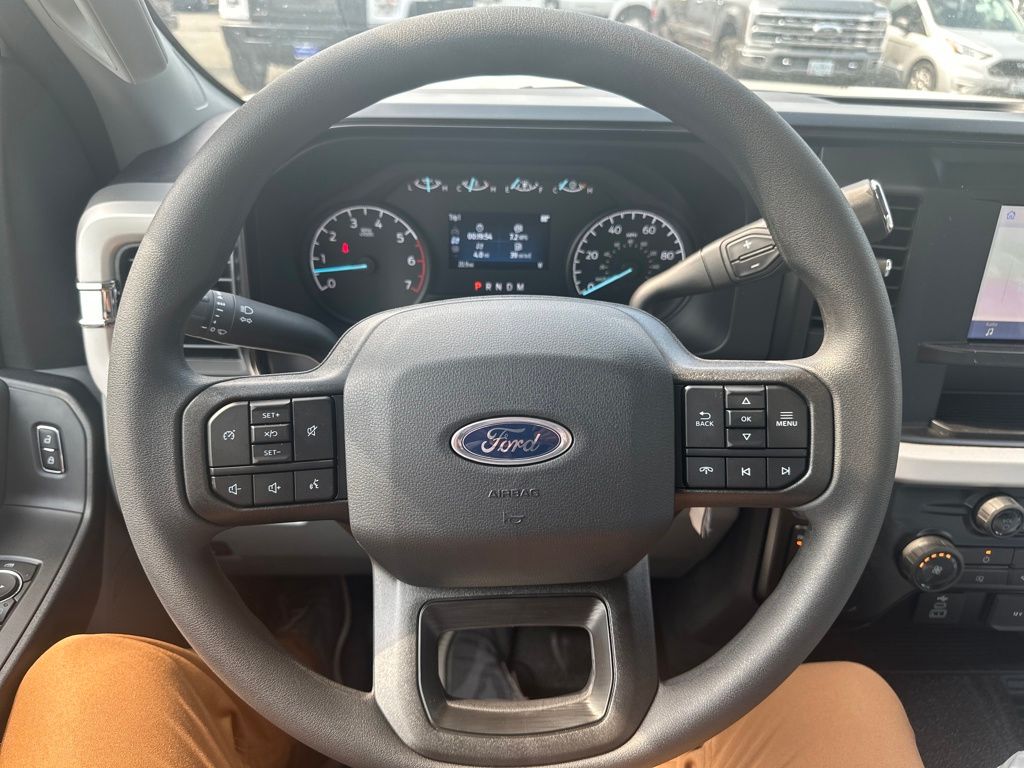 New 2026 Ford Super Duty F-250 Crew Cab 8' Box XL
