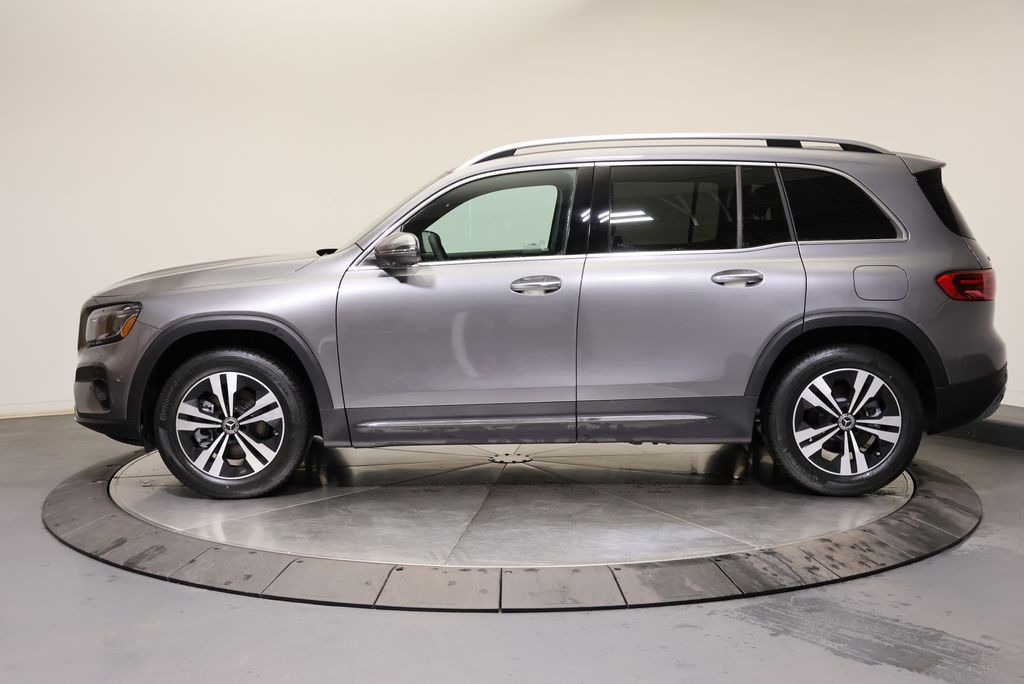 Thumbnail: 2026 Mercedes-Benz GLB - 4