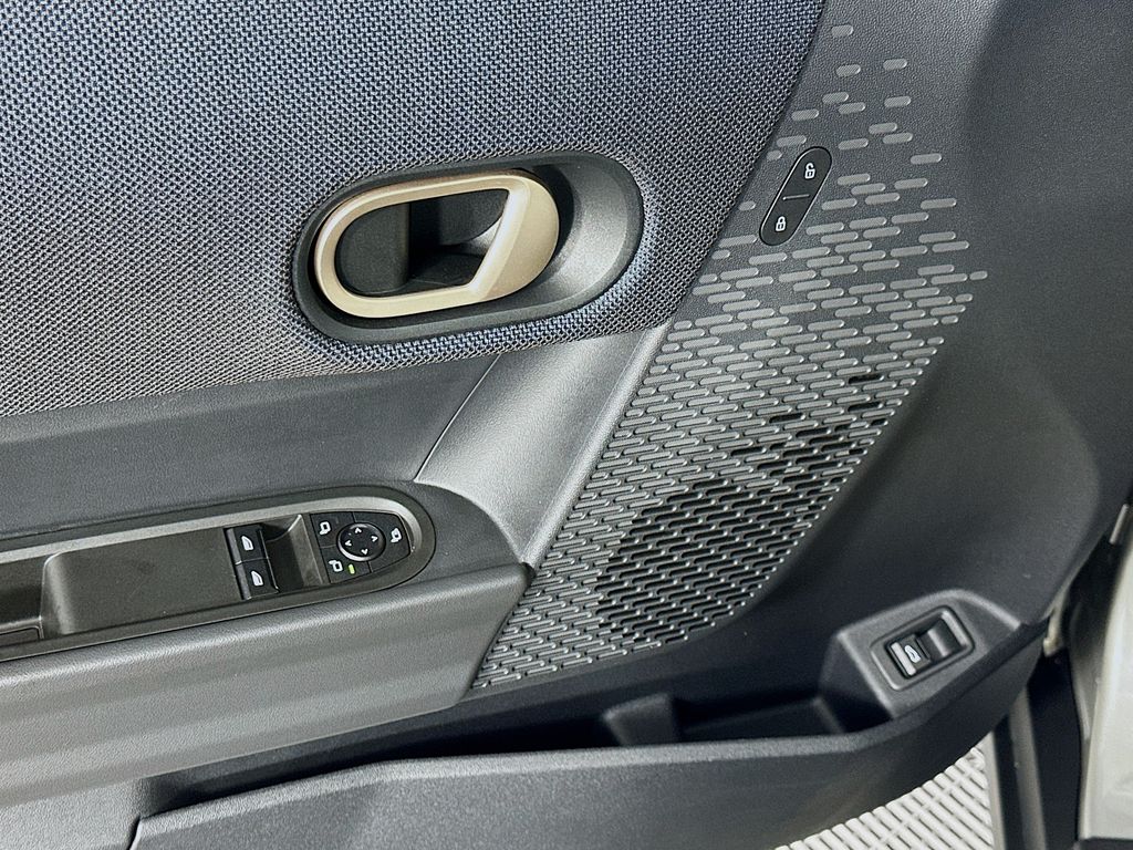 Thumbnail: 2025 MINI Cooper - 17