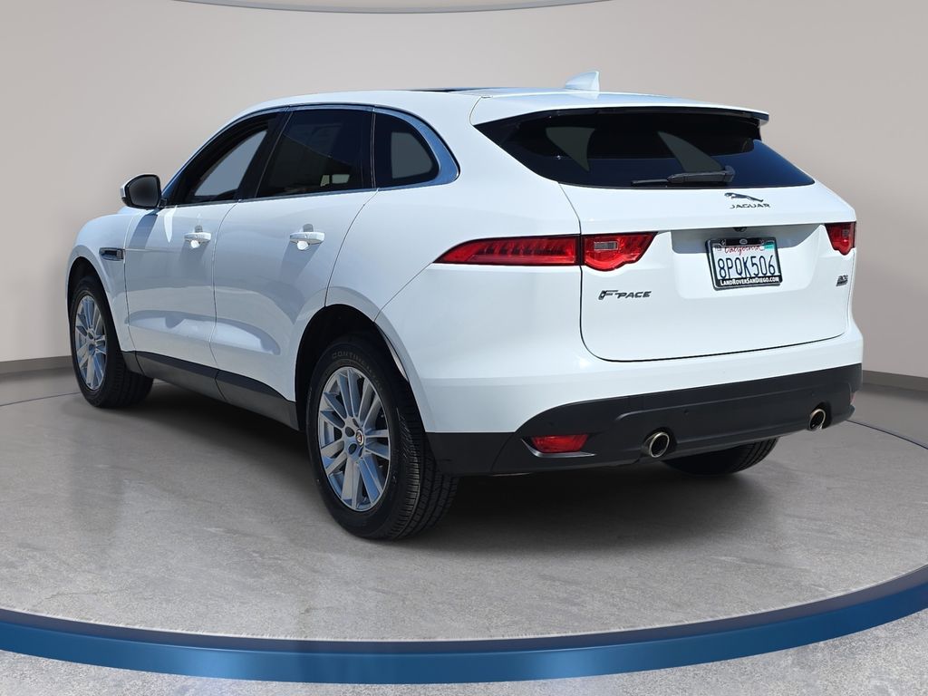 Used 2019  Jaguar 30t Prestige image 8