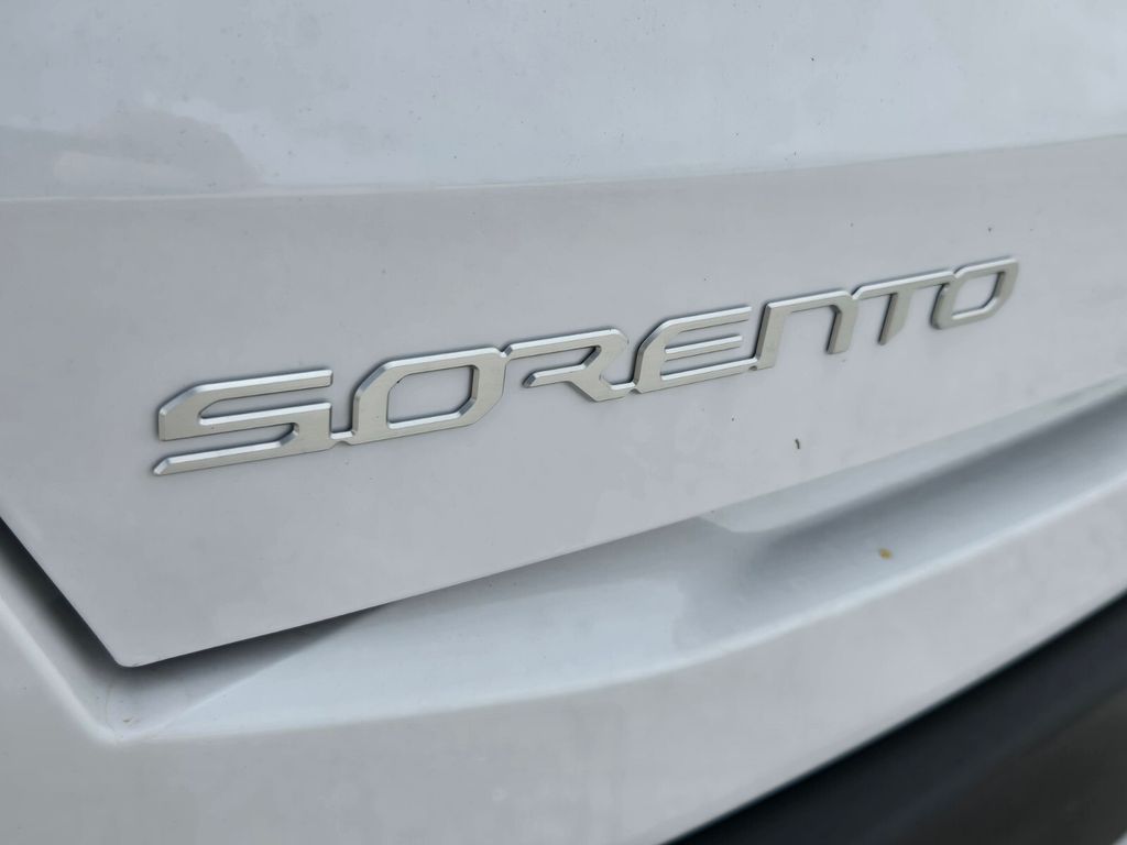 2026 Kia Sorento - $31,217
