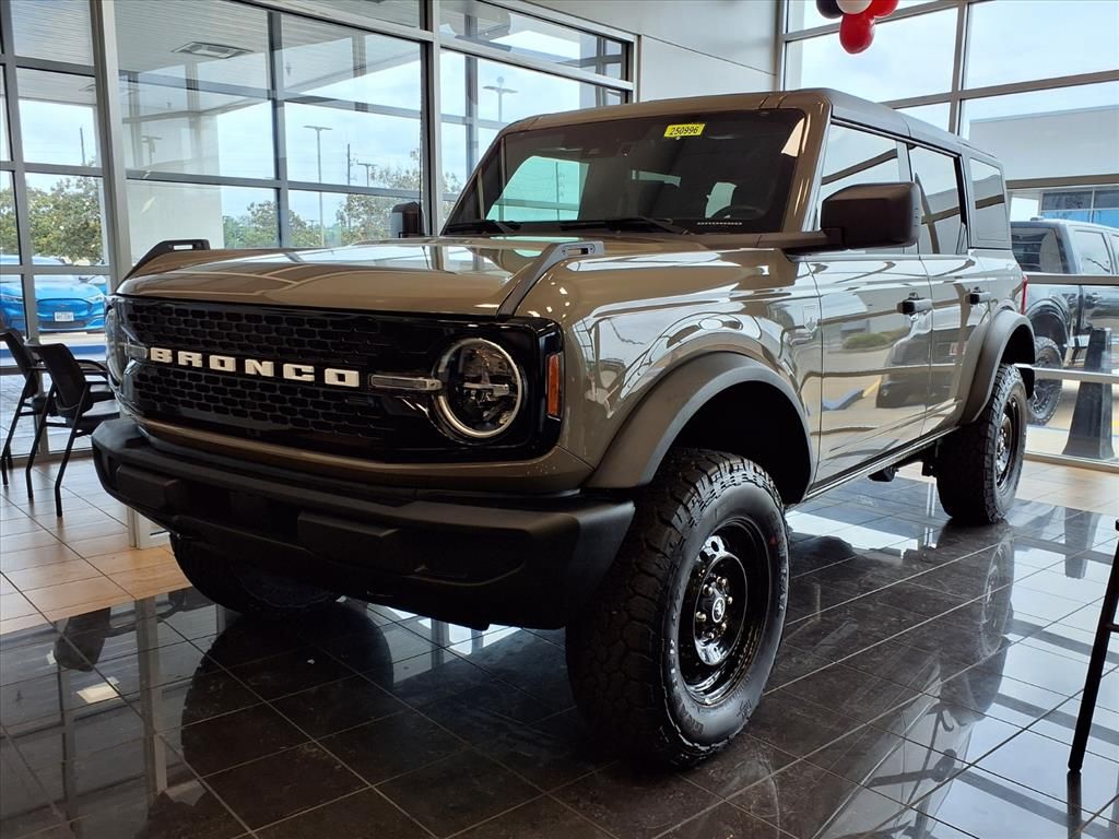 2025 Ford Bronco Big Bend Legacy Ford Custom Build - 0