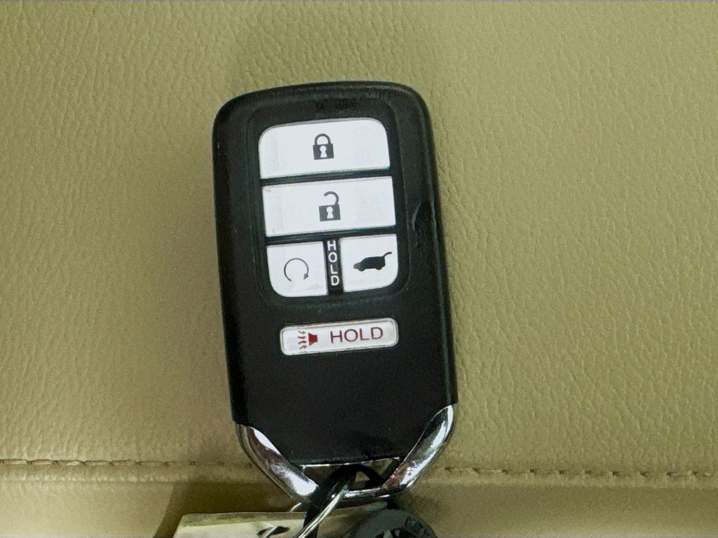 Used Car 2021 Honda Cr-v Hybrid  Touring For Sale Under $35,000 In Austin, Texas