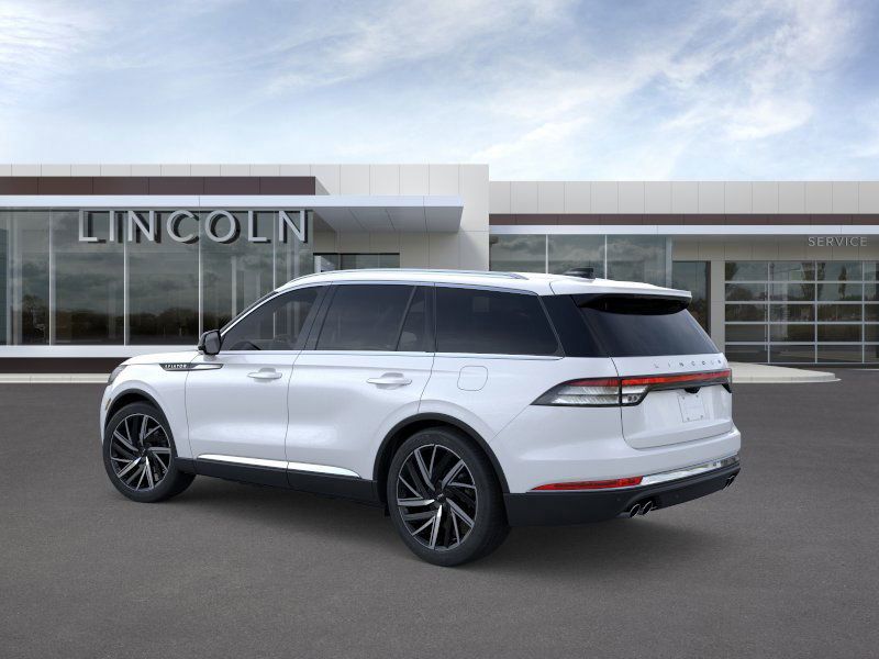 Thumbnail: 2025 Lincoln Aviator - 4