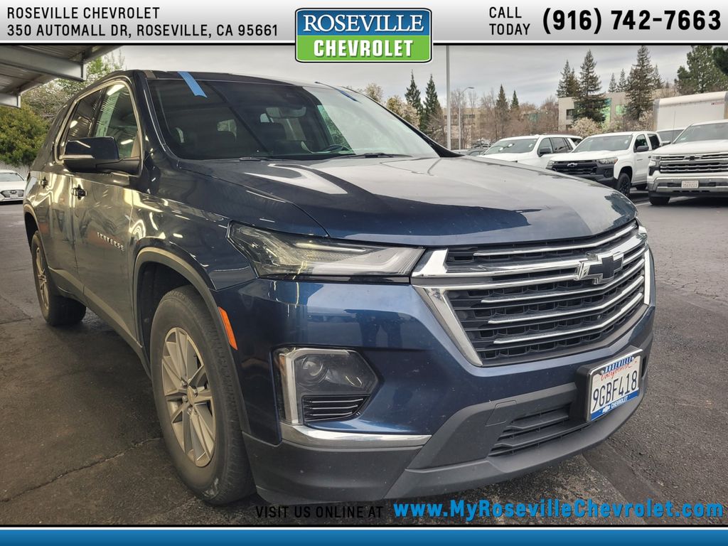 2023 Chevrolet Traverse LT Cloth AWD