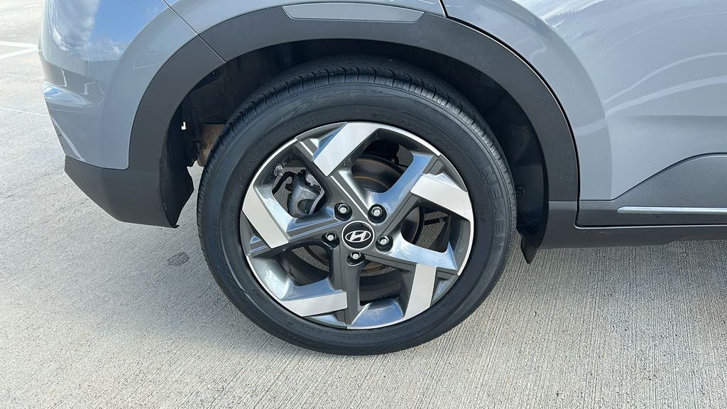 2022 Hyundai Venue Limited Gray at Baytown Hyundai