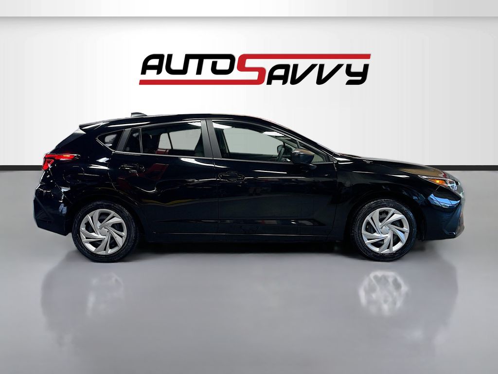 Used 2025 Crystal Black Silica Subaru Base image 8