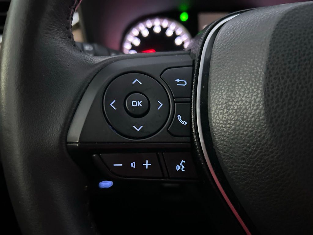 Thumbnail: 2020 Toyota RAV4 - 20