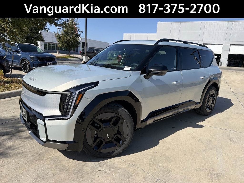 White (Ivory Silver) 2026 Kia EV9 SUV / Crossover All-Wheel Drive 1-Speed Automatic