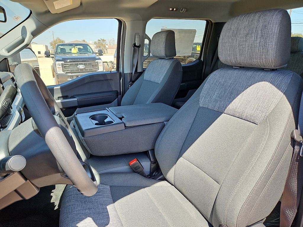 New 2027 Silver Ford XLT image 20