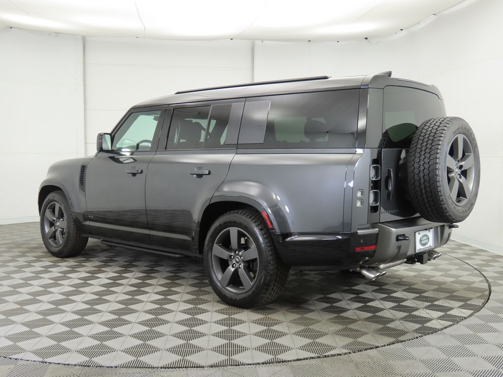 2025 Land Rover Defender 130 7
