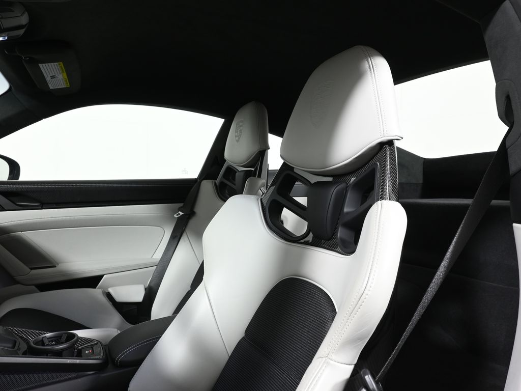 Thumbnail: 2023 Porsche 911 - 16