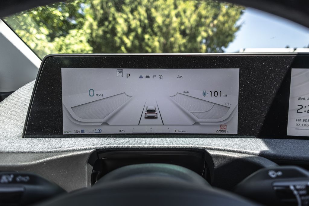 2024 Kia EV6 Light thumbnail 11