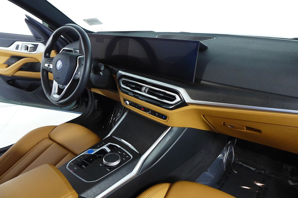 Thumbnail: 2024 BMW i4 - 13