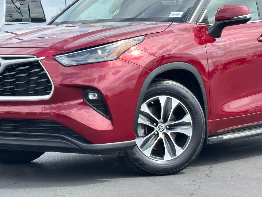 Used Car 2024 Toyota Highlander  Xle For Sale Under $50,000 In Austin, Texas