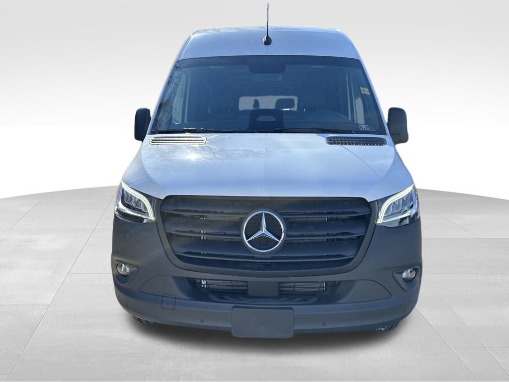 2025 Mercedes-Benz Sprinter 3500 Cargo 170 WB - 7