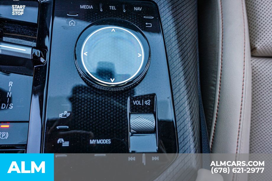 Used 2025 Gray BMW M50 xDrive image 46