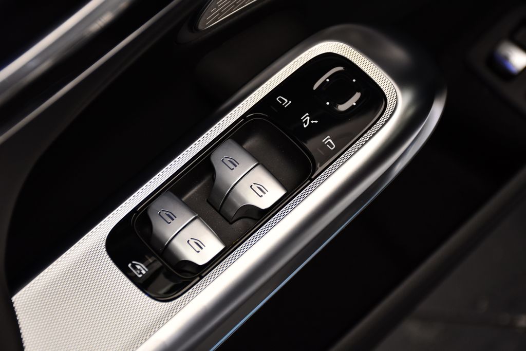 2025 Mercedes-Benz E-Class AMG E 53 31