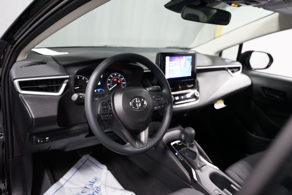Thumbnail: 2025 Toyota Corolla - 11